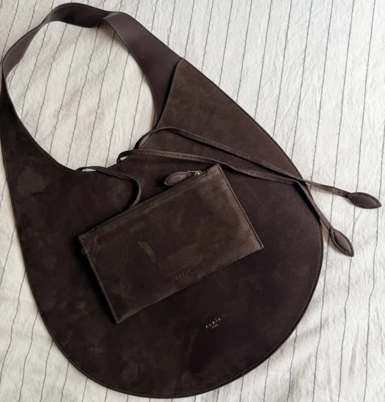 ALAÏA  Medium Shoulder Bag